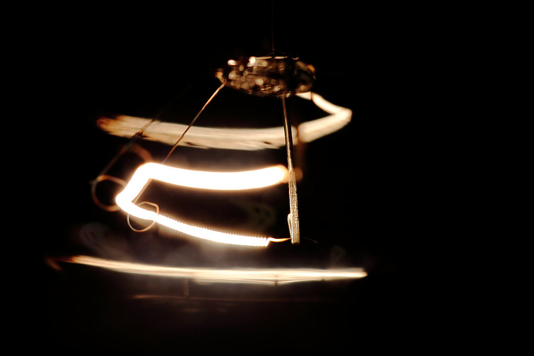 Необычная лампочка накаливания (Tungsten Lamp)